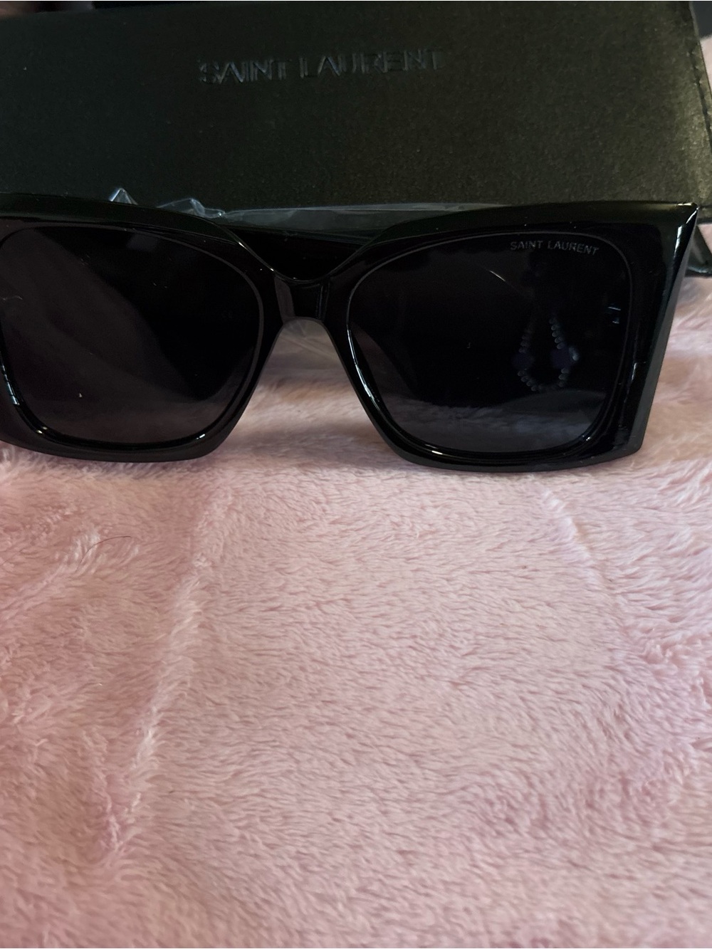 Source Unknown Black Oversized Square Sunglasses